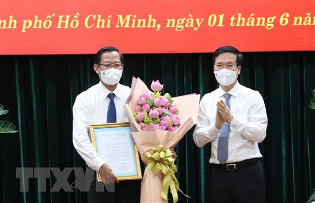 潘文梅同志担任胡志明市市委常务副书记